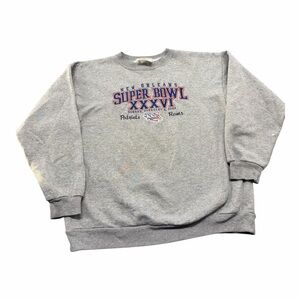 Vintage New England Patriots 2002 Super Bowl Embroidered Crewneck Sweater